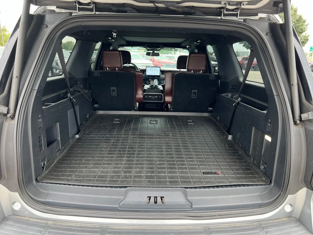 Used 2022 Silver Ford Limited image 4