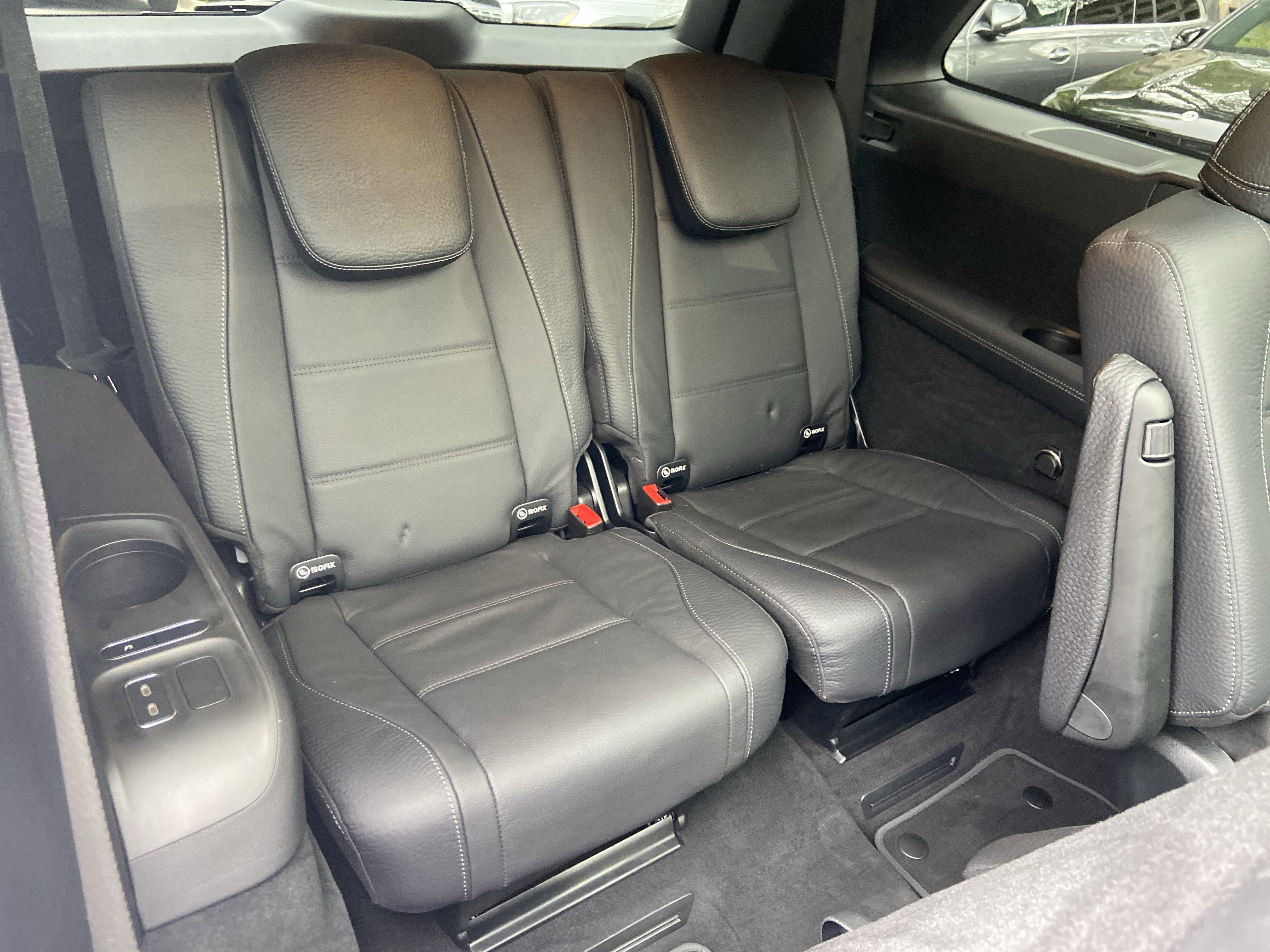 Certified Used 2025 Polar White Mercedes-Benz GLS 580 4MATIC® SUV image 46