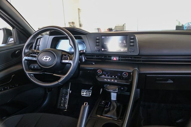 Certified Used 2025 Gray Hyundai SEL Sport image 13