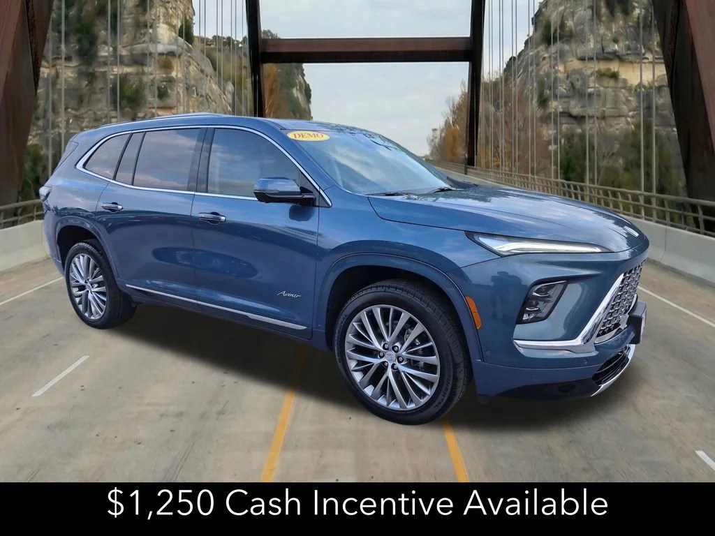 2026 Buick Enclave Avenir's photo