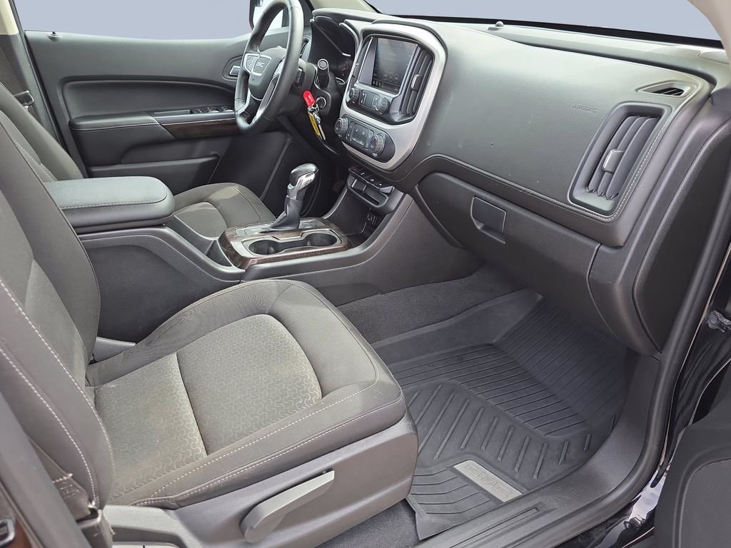 Used 2022 Onyx Black GMC Elevation image 35