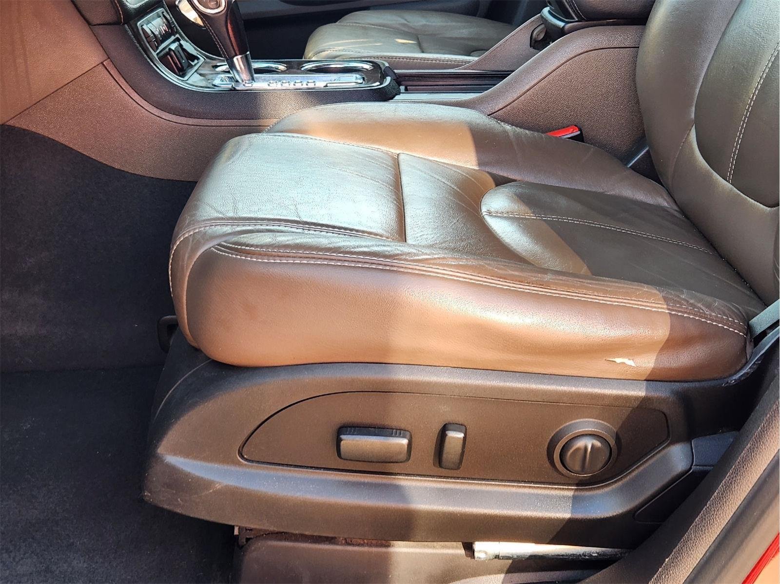 Used 2017 Crimson Red Tintcoat GMC Limited image 22