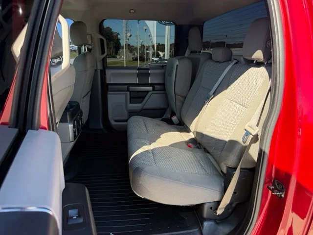 Used 2017 Red Ford XLT image 11
