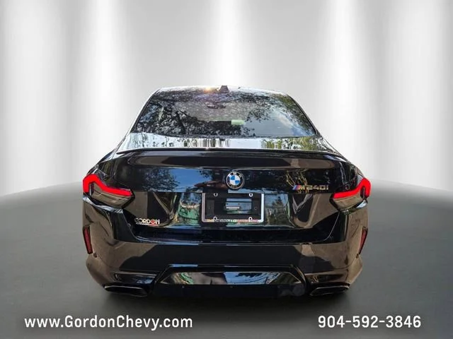 Used 2023 Black BMW i image 4