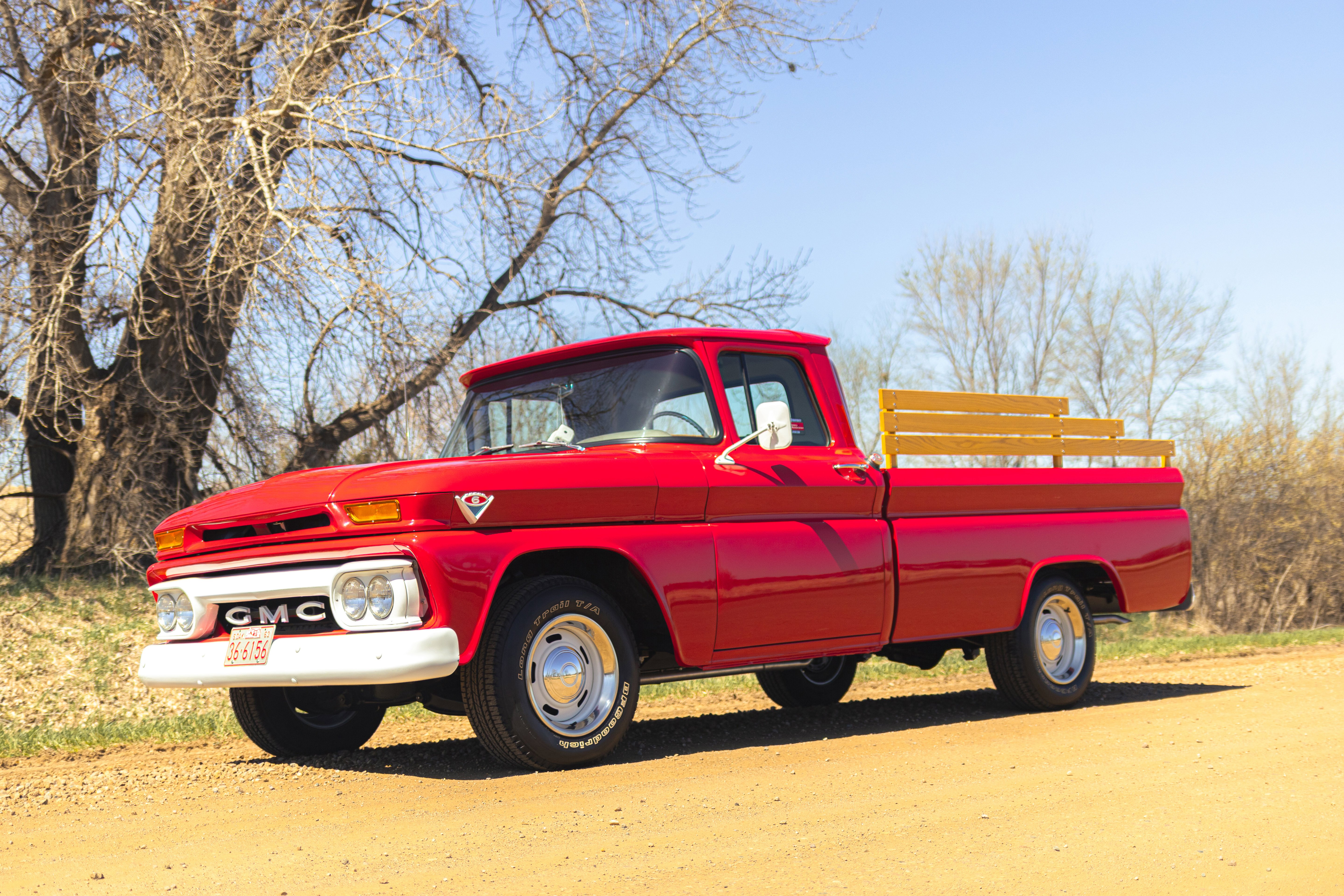 Used 1963 Red GMC 1000 image 3