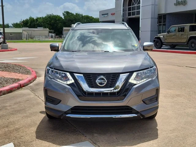 Used 2019 Nissan Rogue SV with VIN JN8AT2MT3KW256293 for sale in Bay City, TX