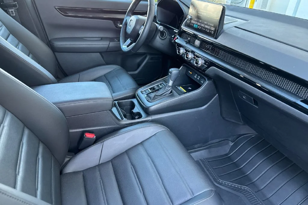 2025 Honda CR-V EX-L - Photo 16
