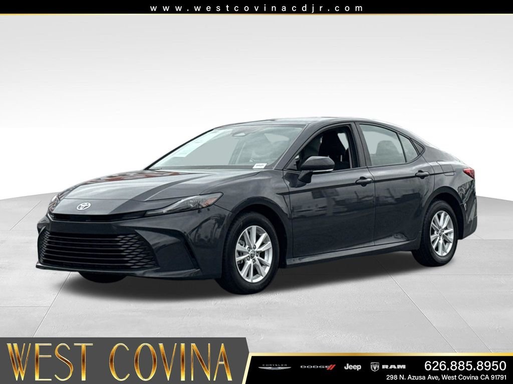 Used 2025  Toyota LE image 5