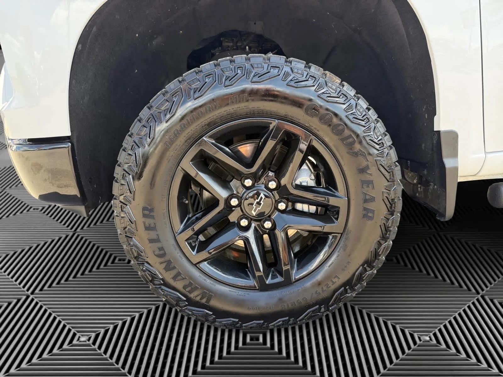 2024 Chevrolet Silverado 1500 LT Trail Boss - Photo 9