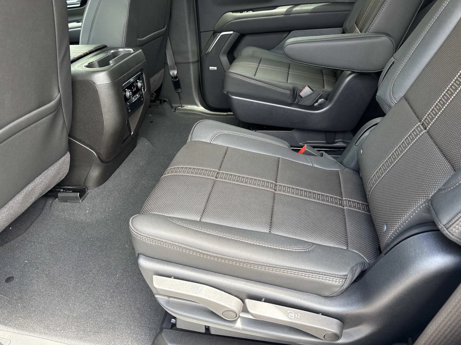 New 2026 Sterling Gray Metallic Chevrolet High Country image 10