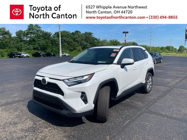 Certified Used 2025 Beige Toyota XLE Premium image 1