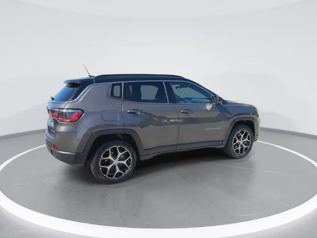 Used 2024 Gray Jeep Limited image 8