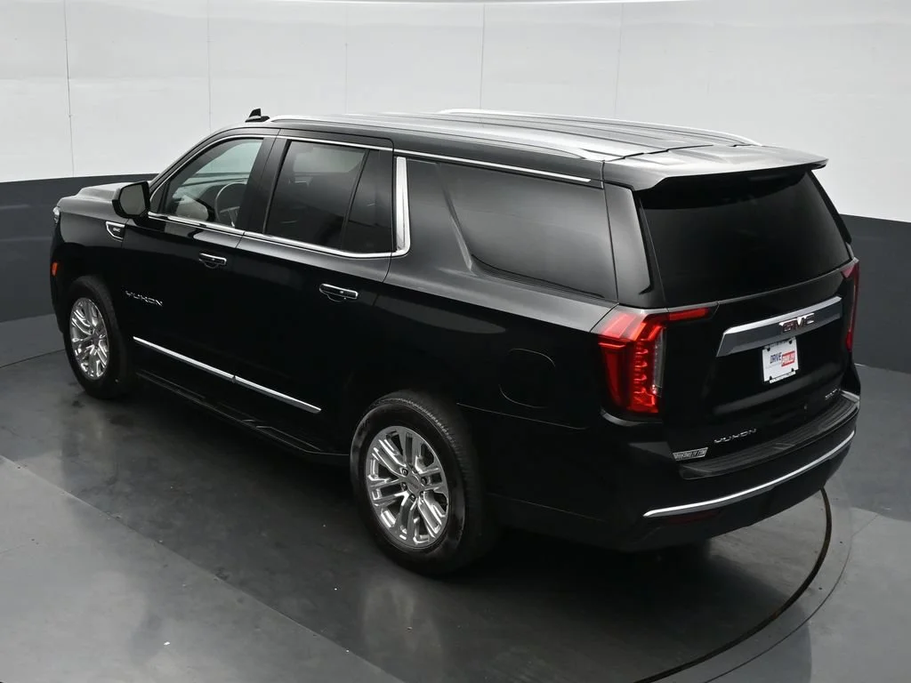 Used 2024 Black GMC SLT image 21