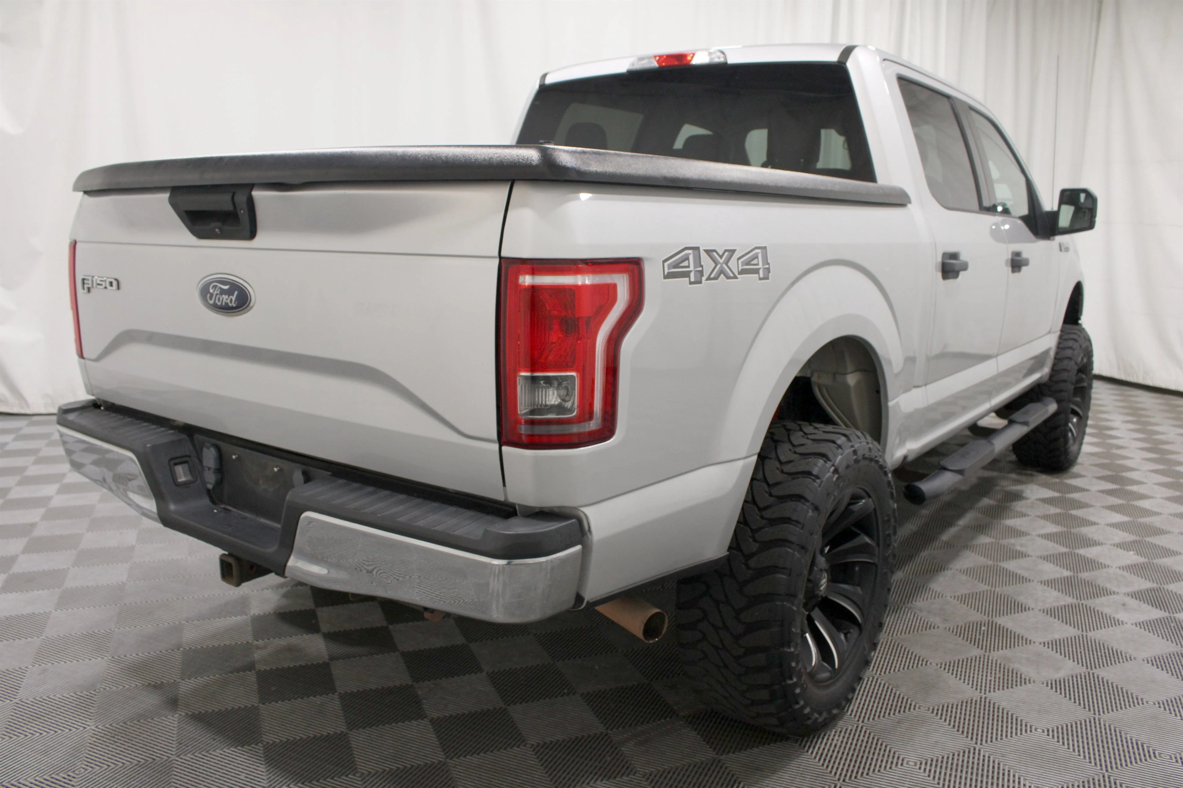 2017 Ford F-150 XLT - Photo 28