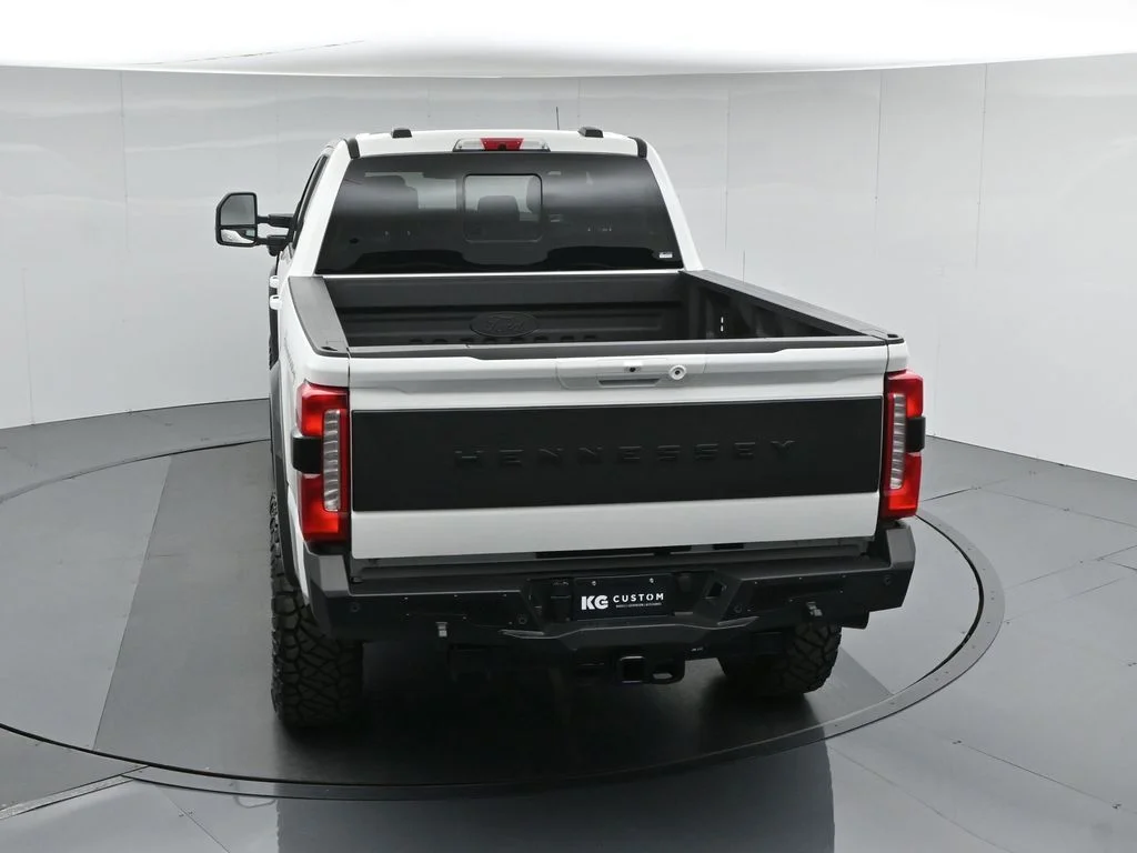 New 2026 Star White Metallic Tri-Coat Ford Lariat image 45