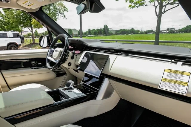 New 2026 Gray Land Rover SE image 20
