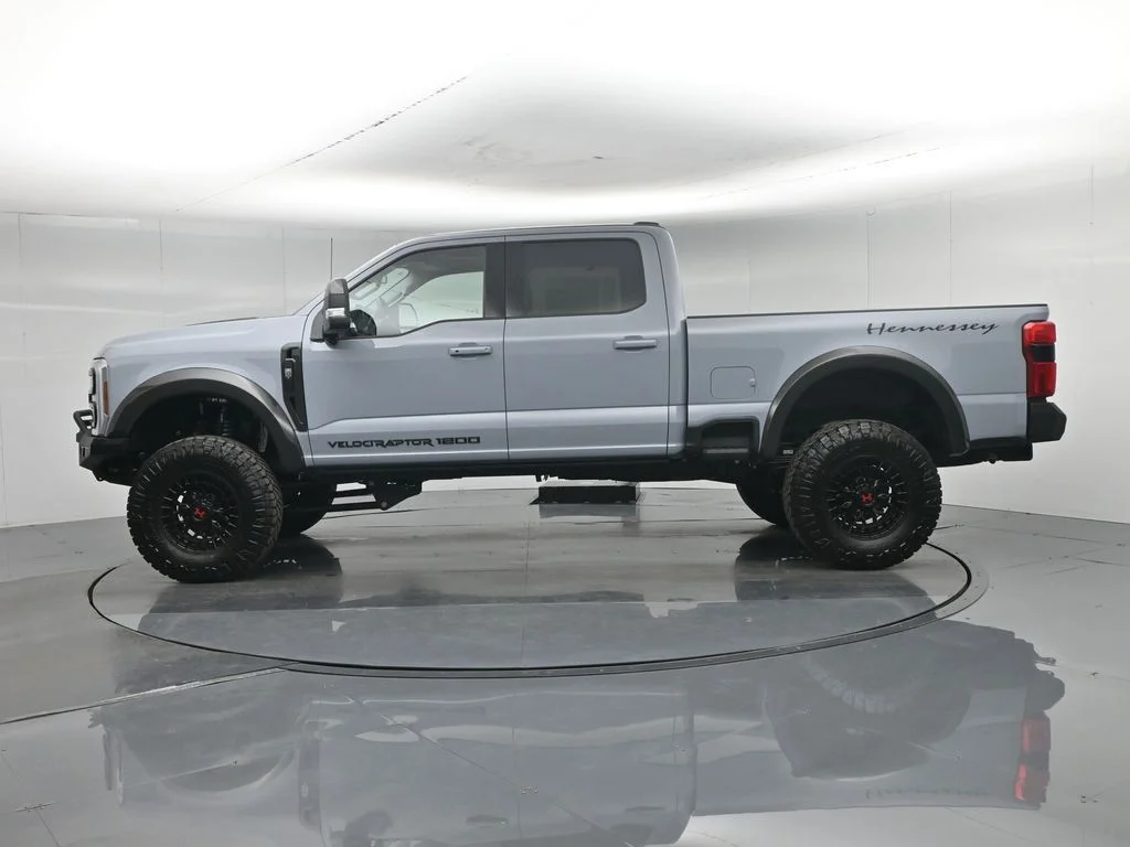 New 2026 Glacier Gray Metallic Tri-Coat Ford Lariat image 33