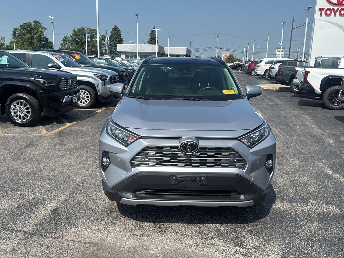 Used 2019 Silver Sky Metallic Toyota Limited image 2