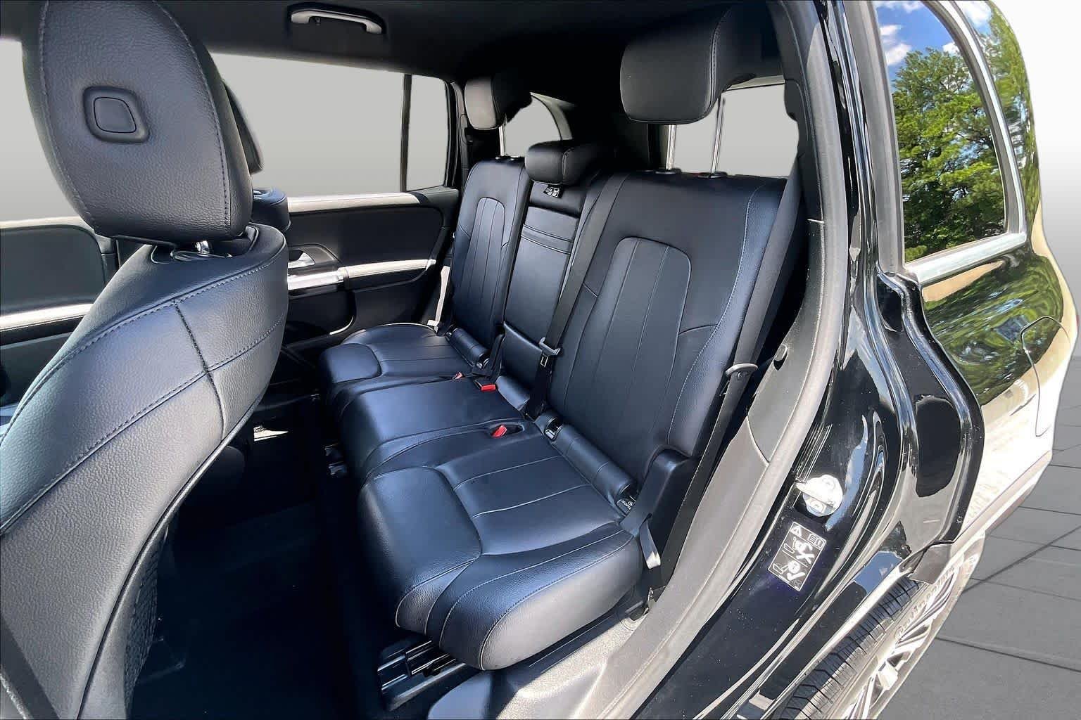 Used 2021 Night Black Mercedes-Benz GLB 250 image 20