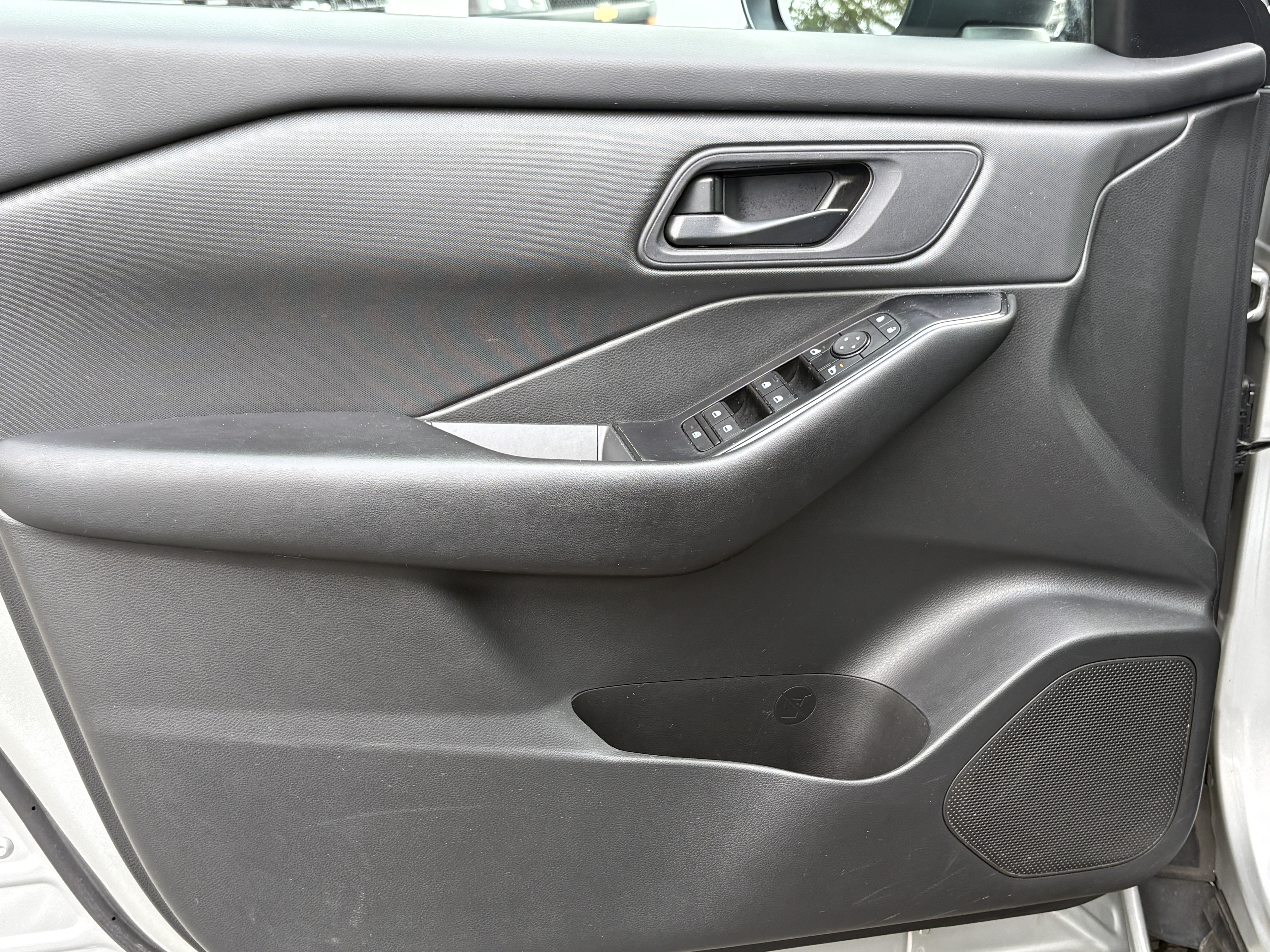 Used 2024 Brilliant Silver Metallic Nissan S image 16