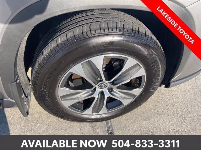 Certified Used 2026 PRECIOUS METAL Toyota  image 12