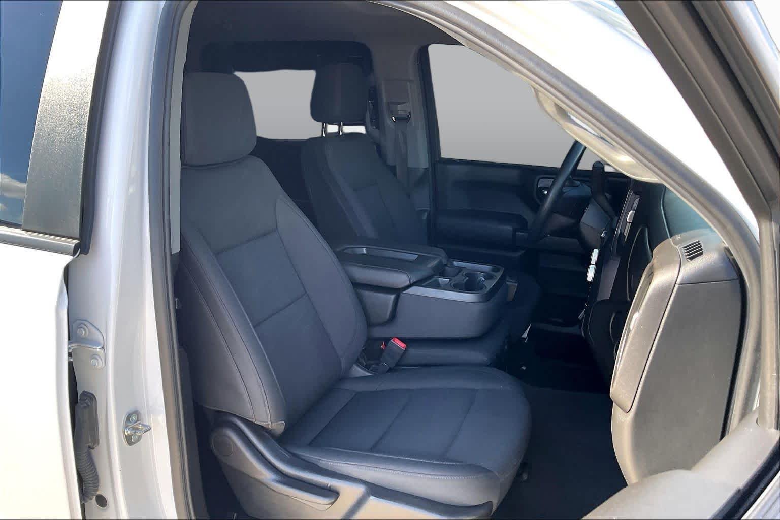 Certified Used 2023 SUMMIT WHITE GMC Pro image 9
