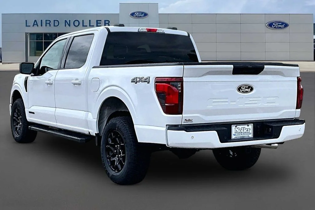 New 2026 White Ford XLT image 3