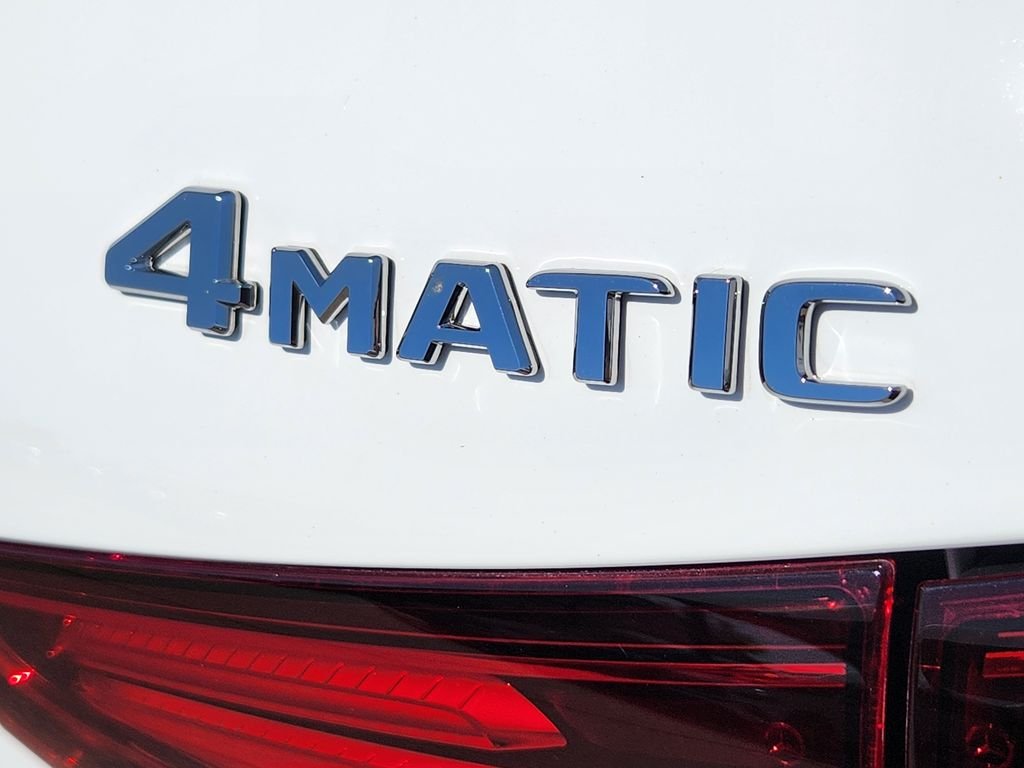 New 2026 Polar White Mercedes-Benz GLA 250 4MATIC® image 9