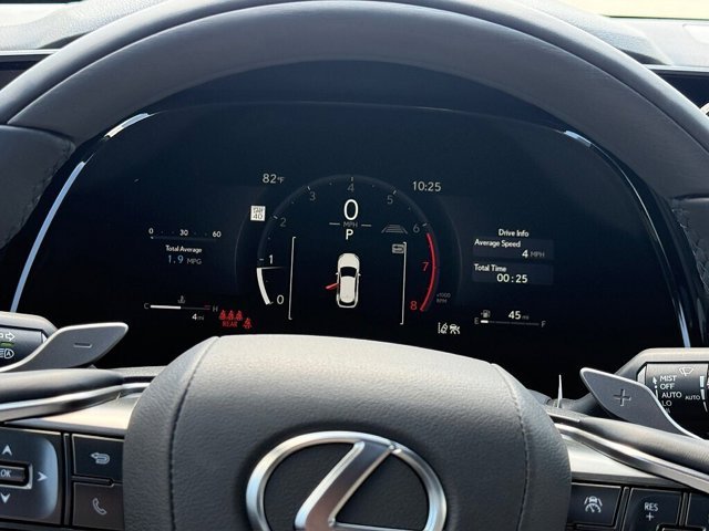 New 2026 Eminent White Pearl Lexus PREMIUM PLUS image 23