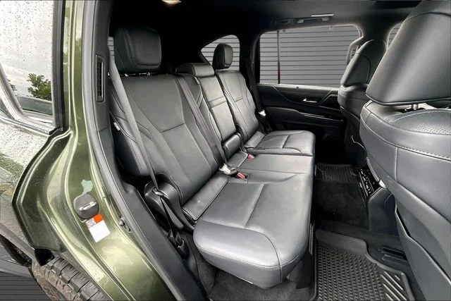 Used 2025 Green Lexus 700h Overtrail image 25