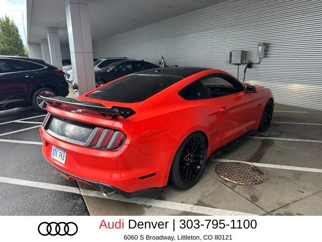 Used 2016 Orange Ford GT image 3