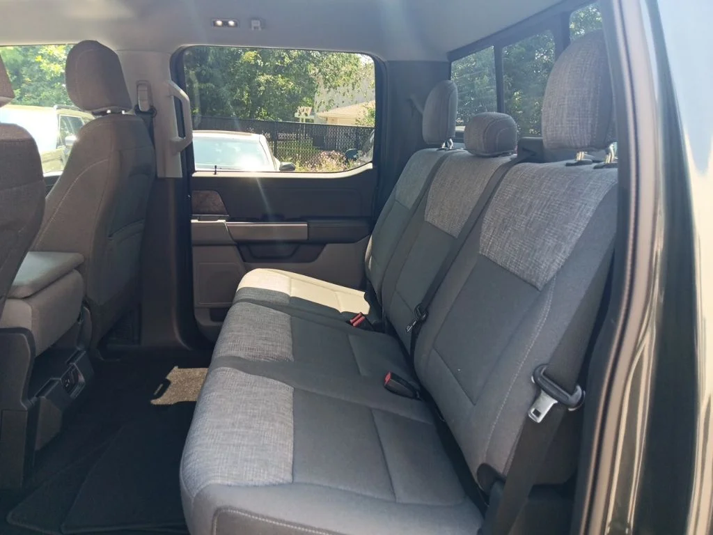 Used 2021 Guard Metallic Ford XLT image 28