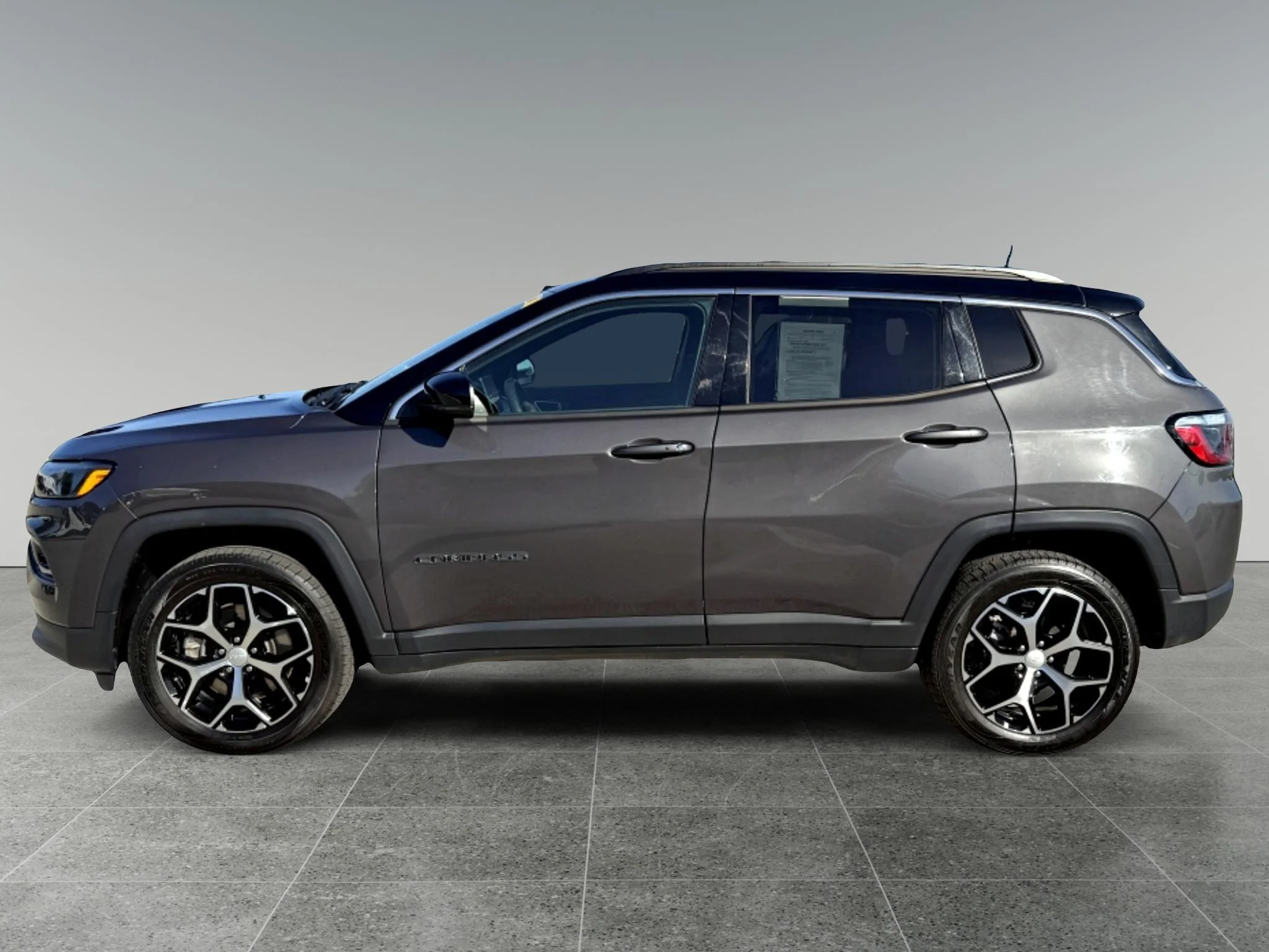 Used 2024 Baltic Gray Metallic Clearcoat Jeep Limited image 2