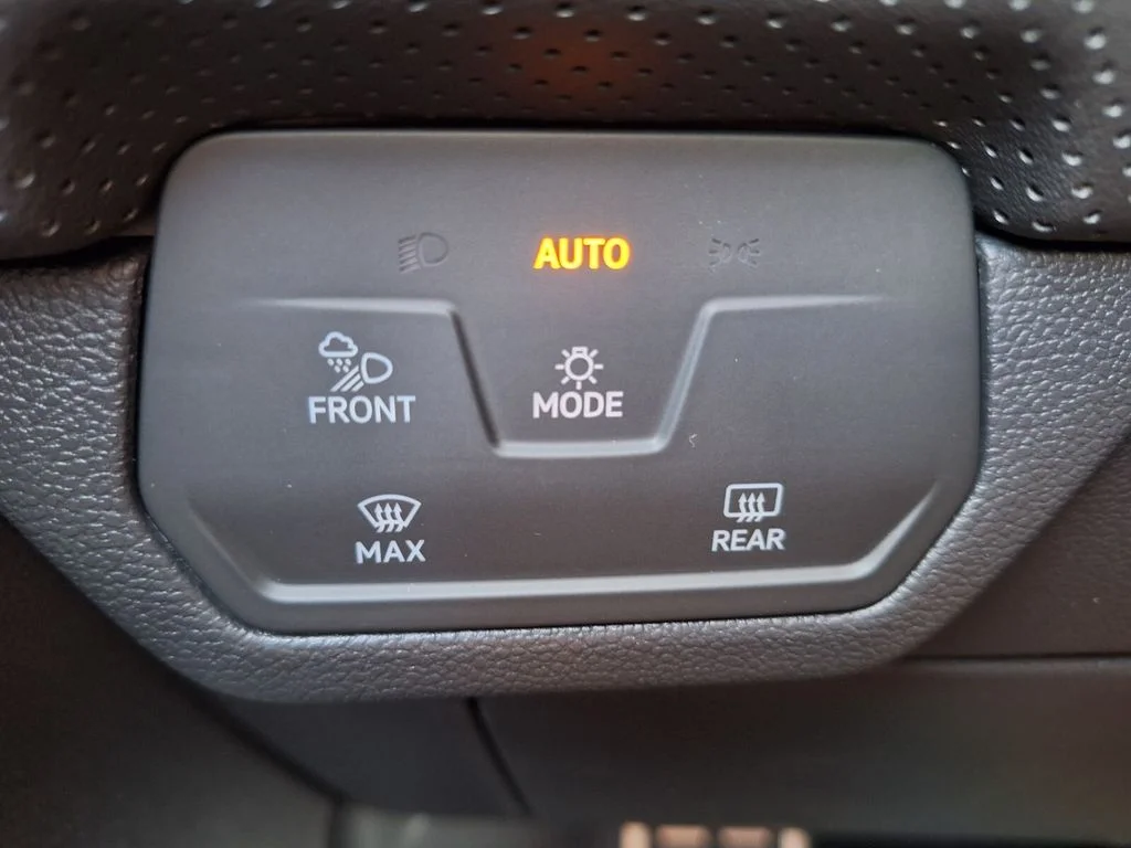 2026 Volkswagen Atlas Cross Sport SEL Premium R-LINE - Photo 12