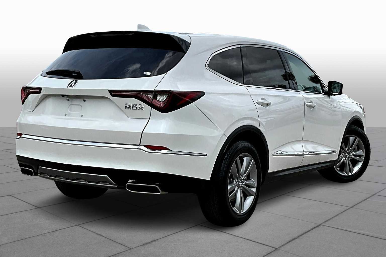 Used 2025 Platinum White Pearl Acura  image 13