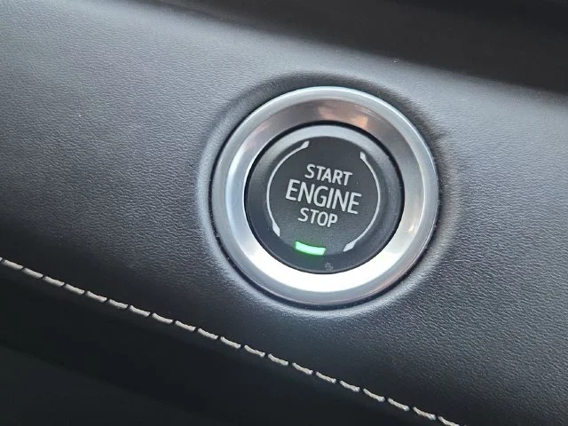 Used 2022 Black Cadillac Sport Platinum image 23