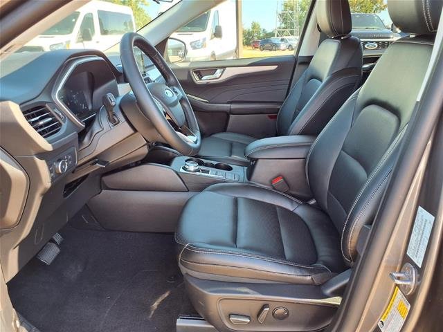 Certified Used 2022  Ford  image 23