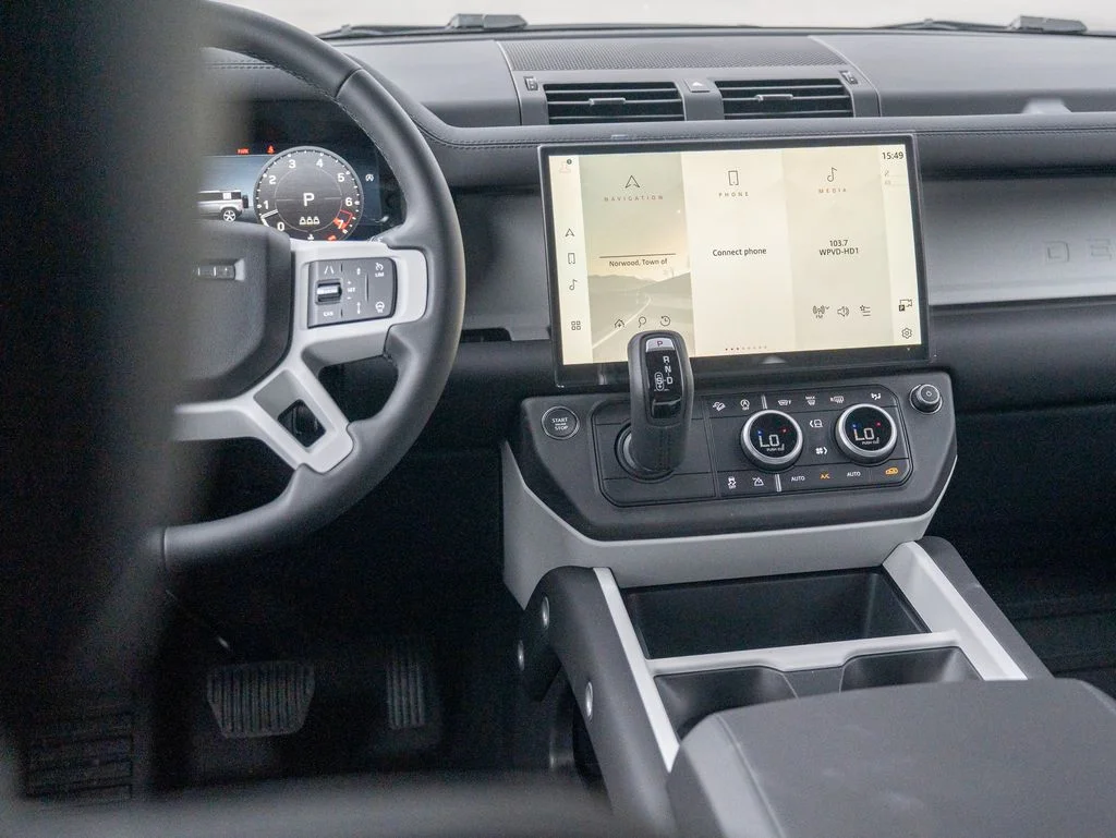 New 2026 Santorini Black Land Rover S image 20