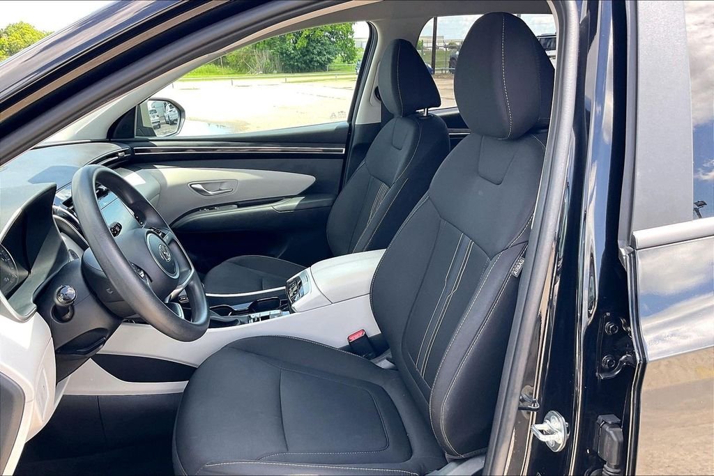 Used 2024 Black Hyundai SEL image 18