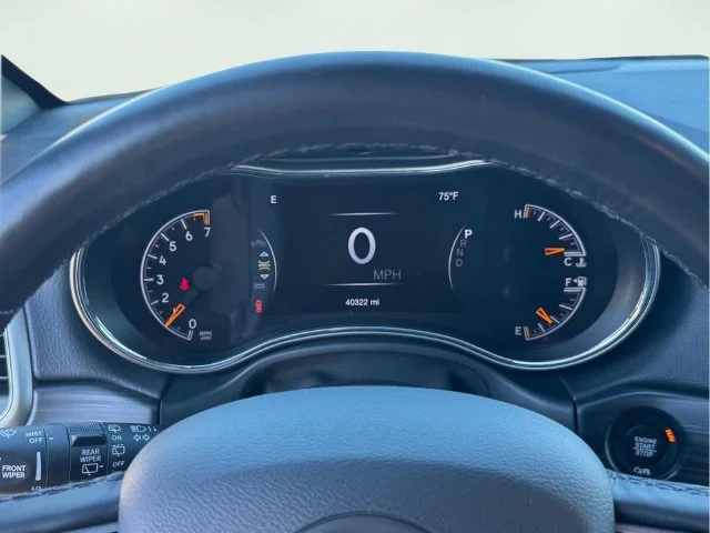 Used 2022 White Jeep Limited image 25