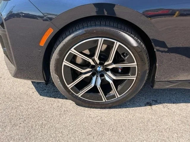 Used 2025 Carbon Black Metallic BMW 740i xDrive image 7
