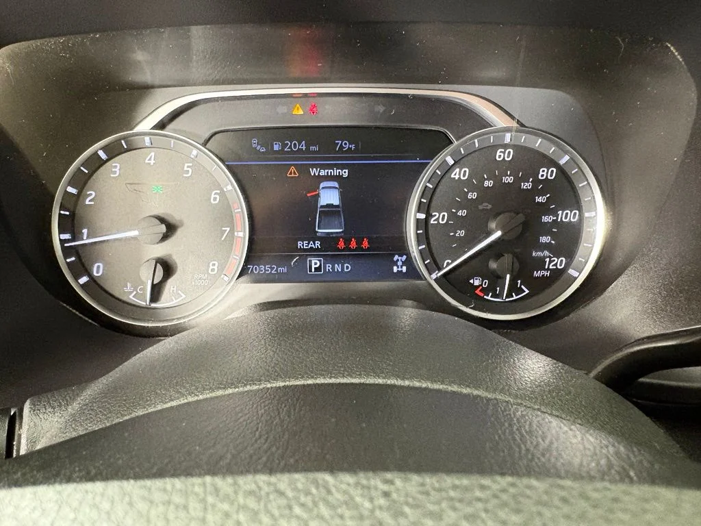 Used 2024 Gray Nissan SV image 31