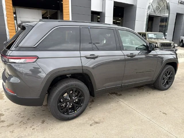 New 2026 Gray Jeep Altitude image 3