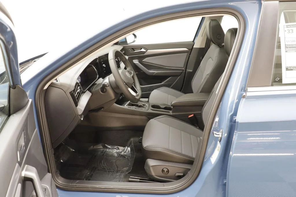 New 2026 Blue Volkswagen 1.5T SE image 7
