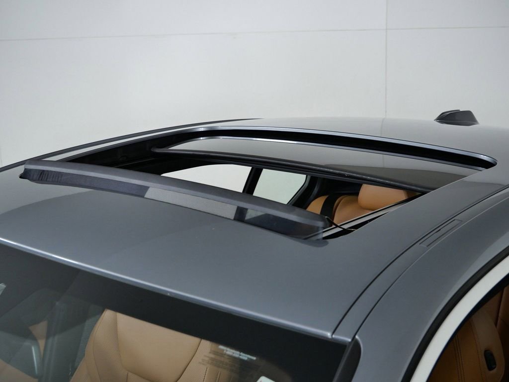 Used 2026 Skyscraper Grey Metallic BMW 330i xDrive image 19