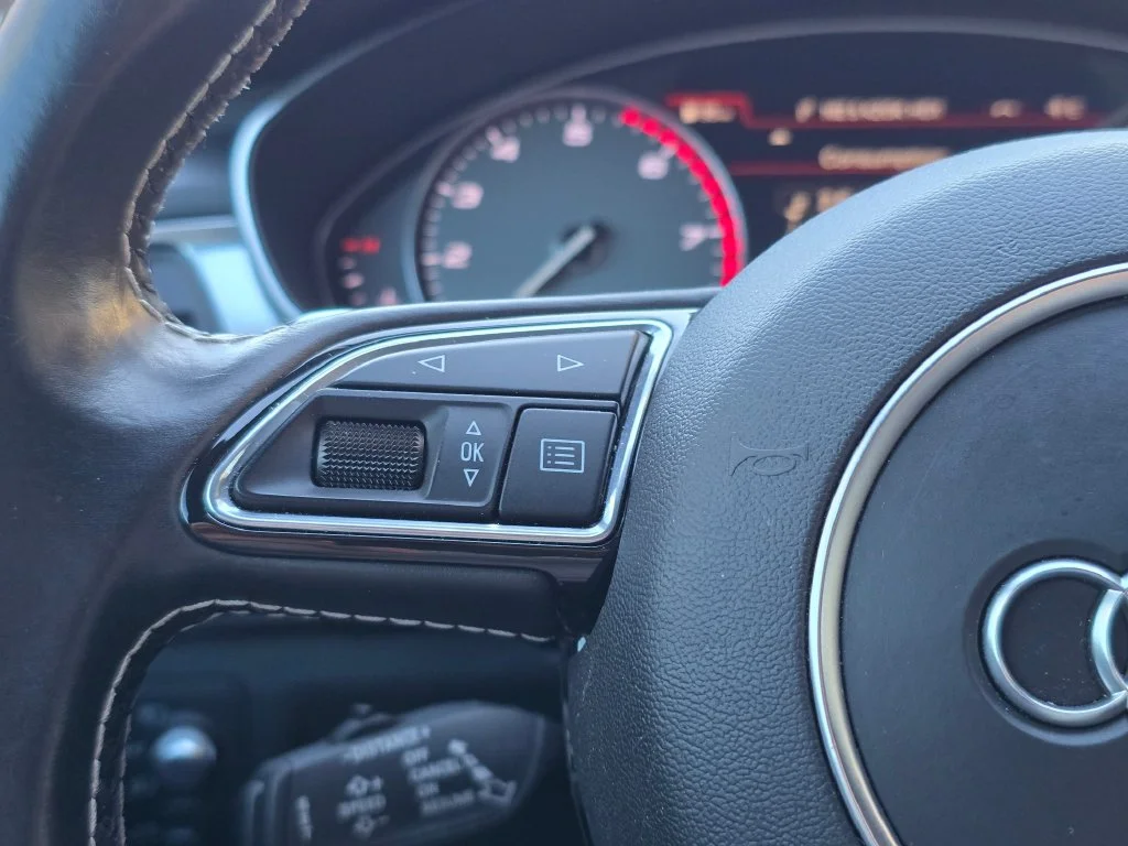 Used 2017 Blue Audi 4.0T Prestige image 21