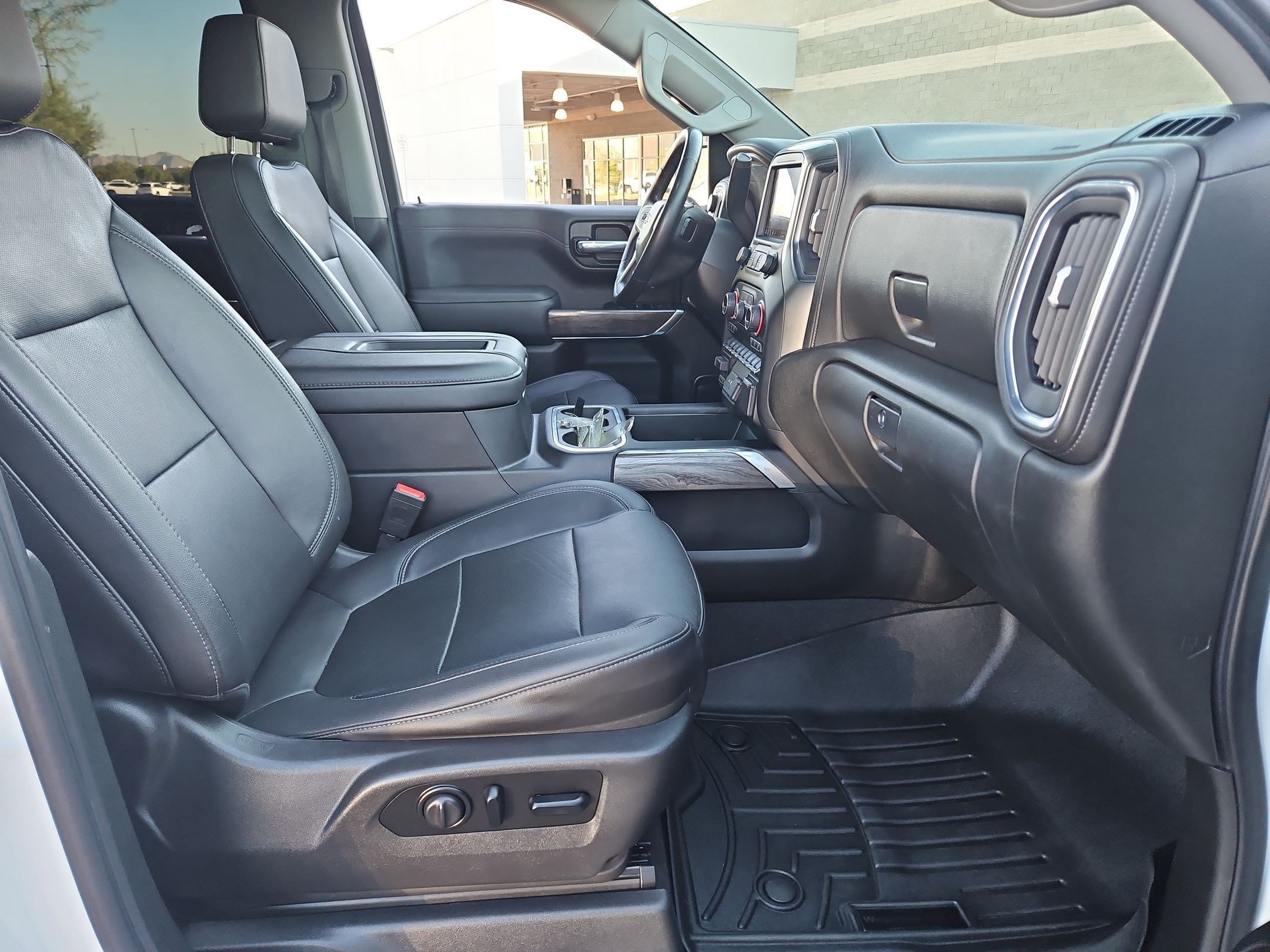 Certified Used 2021 SUMMIT WHITE Chevrolet LTZ image 29