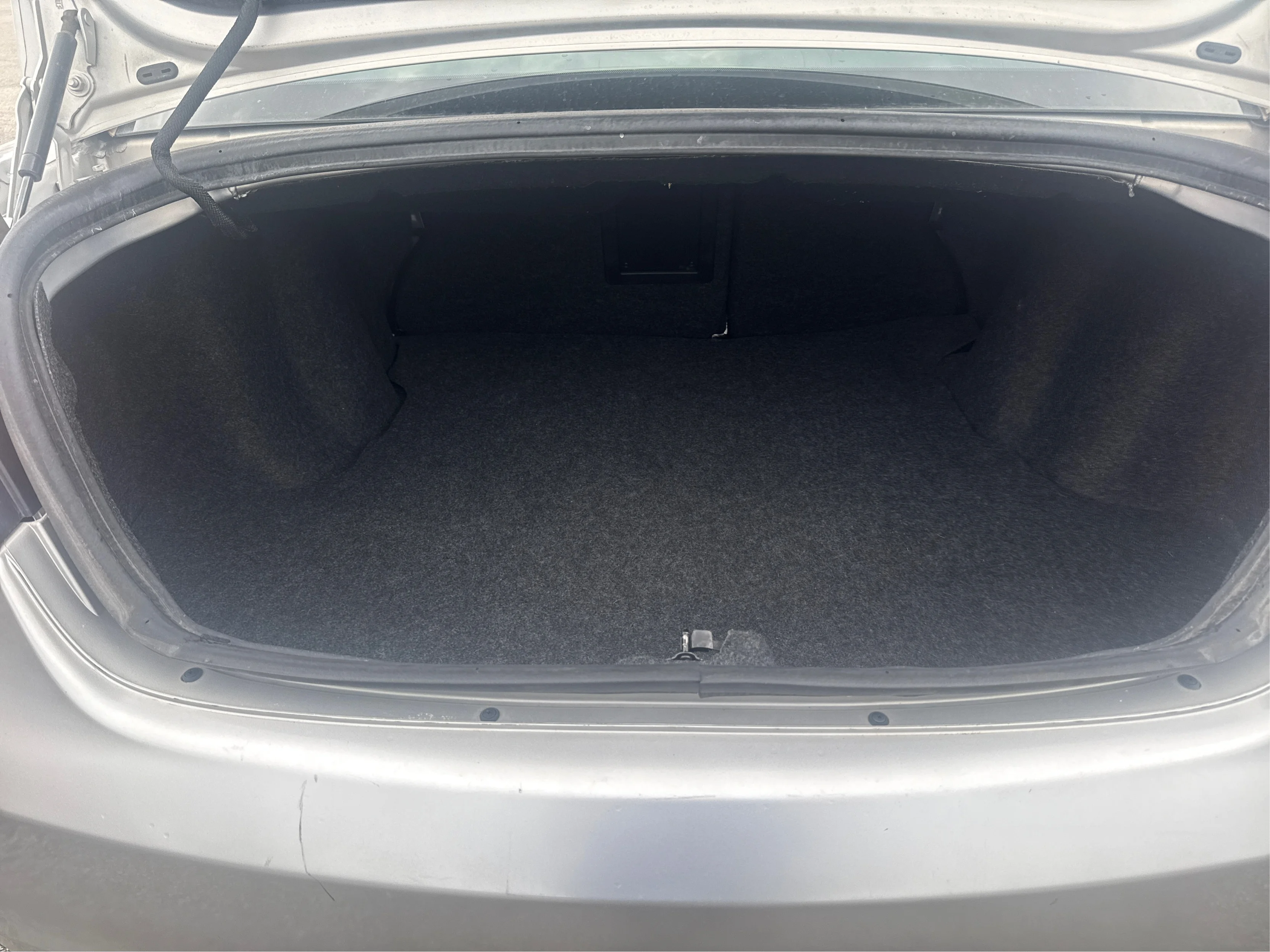 Used 2012 Silver Chrysler LX image 13