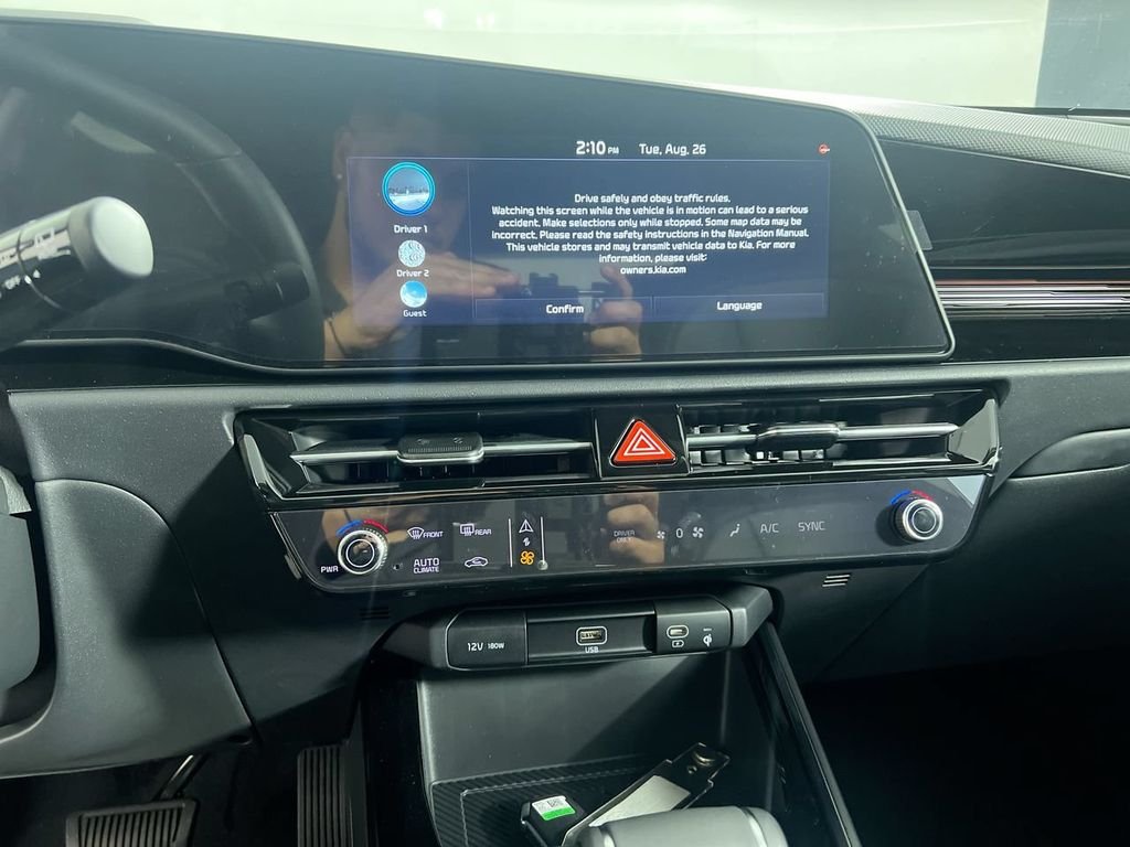 New 2026 Interstellar Gray Kia SX image 25