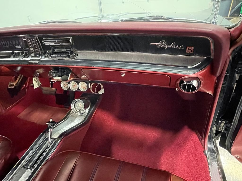 Used 1966 Black Buick  image 76